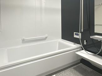 バスルームリフォーム 使いやすさと安全性に配慮したあたたかいバスルーム