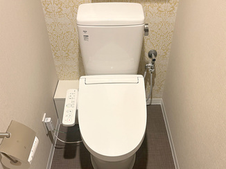 トイレリフォーム アクセントが印象的な上質レストルーム